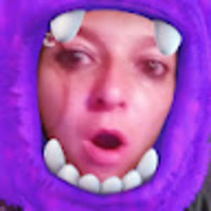 Meet your Posher, Cassie